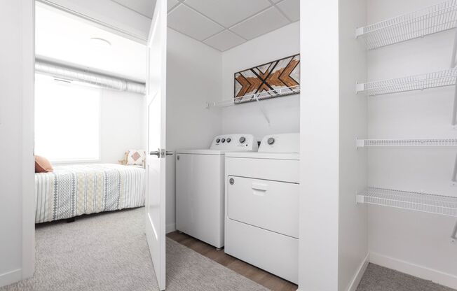 3 beds, 2 baths, 1,384 sqft, $1,850, Unit 201