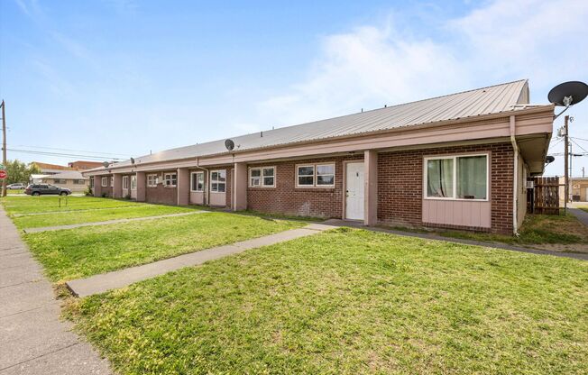 Centennial Apartments