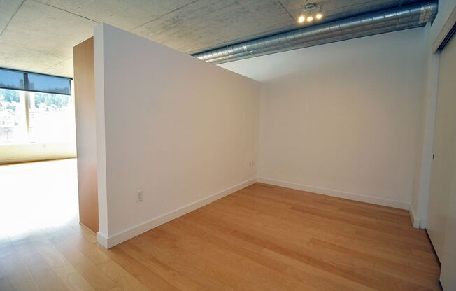 1 bed, 1 bath, $1,650, Unit # 808