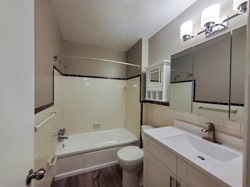 beaconhillwestapt.com