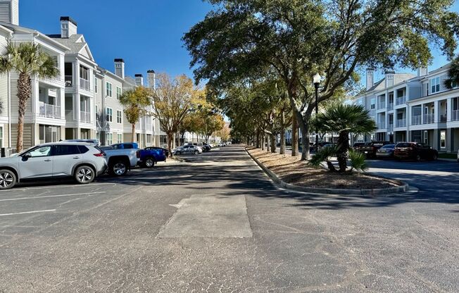 2 beds, 2 baths, $2,300, Unit Unit 1203