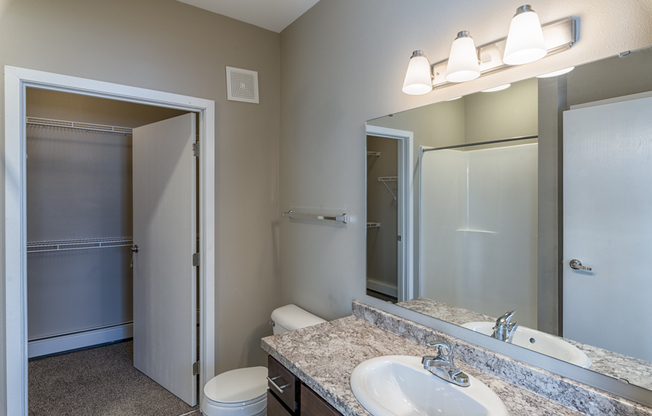 3 beds, 2 baths, 1,301 sqft, $1,665, Unit 102