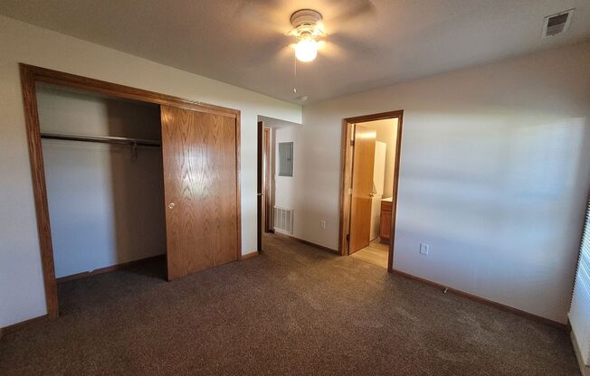 1 bed, 1 bath, 500 sqft, $825, Unit 102