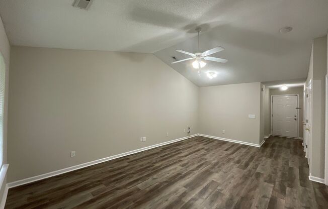 1 bed, 1 bath, 765 sqft, $1,125, Unit 2752-9