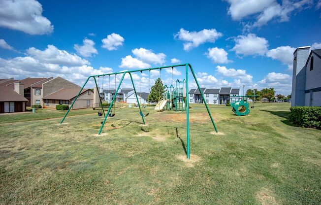 2 beds, 2 baths, 966 sqft, $899, Unit 405-D