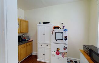 Studio, 1 bath, 412 sqft, $1,000, Unit B-3