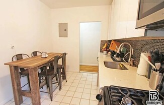 136 EDGECOMBE AVE
