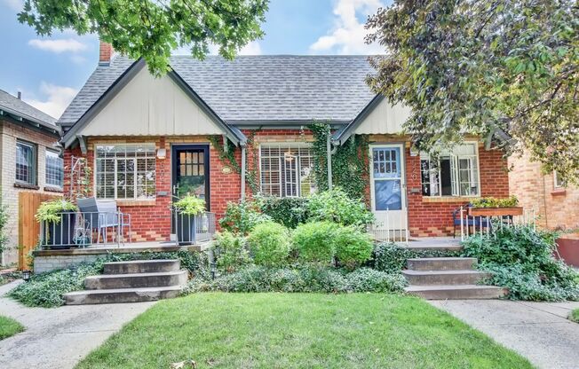 Gorgeous duplex near Cherry Creek!