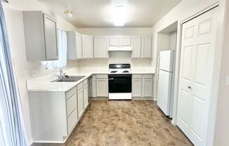 1 bed, 1 bath, $595