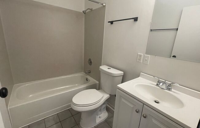 Studio, 1 bath, 356 sqft, $1,169, Unit 103
