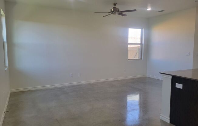 3 beds, 2 baths, 1,360 sqft, $1,495