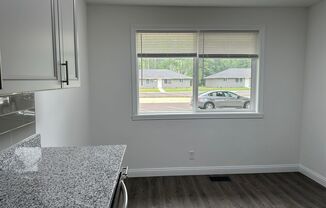 3 beds, 1.5 baths, 1,300 sqft, $1,499, Unit 3162