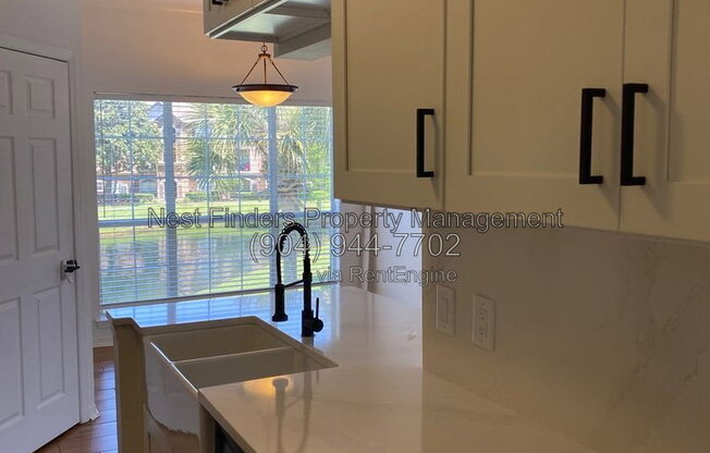 3 beds, 2 baths, 1,355 sqft, $2,000, Unit Apartment 1627