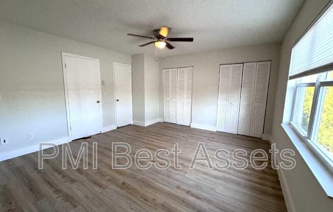 6520 SW 41 PL