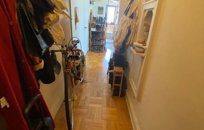 1 bed, 1 bath, $1,275, Unit 609