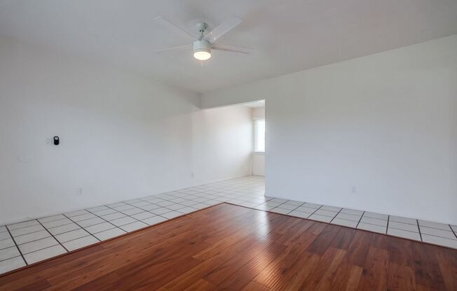 2 beds, 1 bath, 850 sqft, $2,450, Unit 10