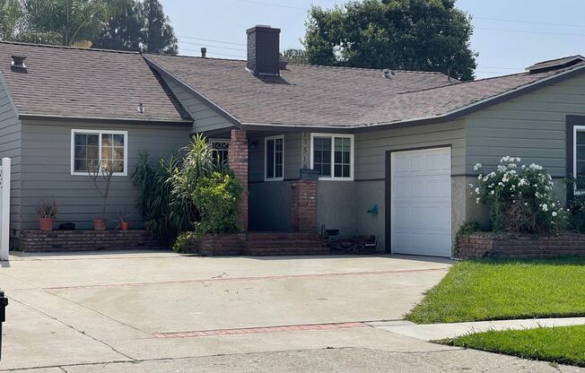Charming 3 bedroom pool home