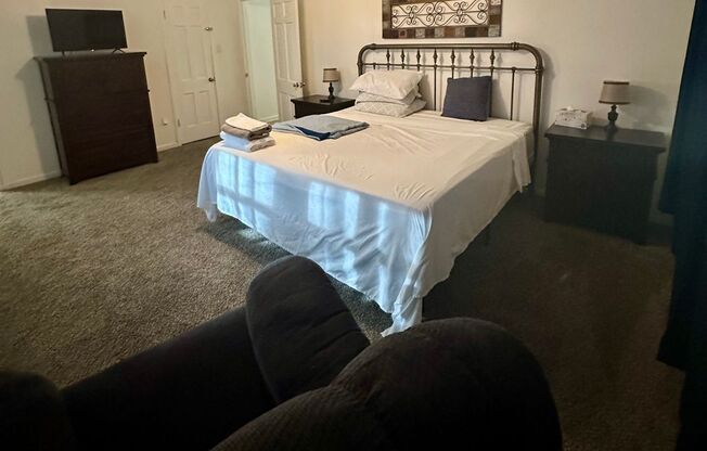 3 beds, 2 baths, , $1,650