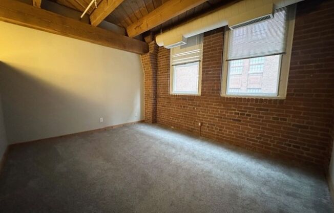 1 bed, 1 bath, 630 sqft, $1,225, Unit 821