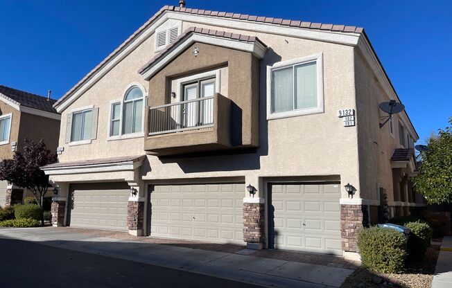 Gorgeous Townhome in Gated Community!