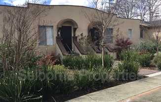 527 CALLAN AVE