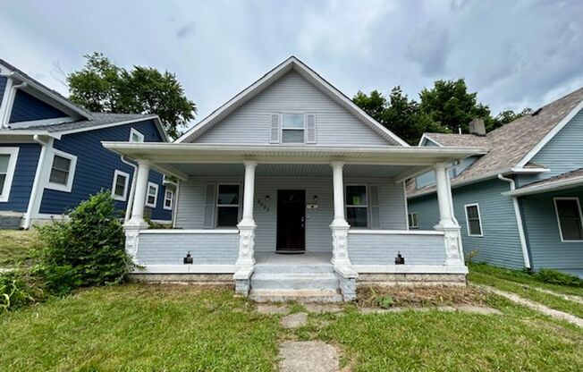 Charming 3 Bedroom 2 Bath House in Center Township!
