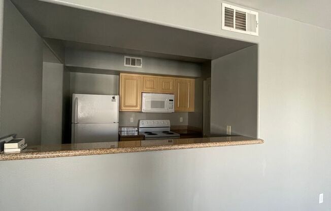2 beds, 2 baths, $1,425, Unit # 2078