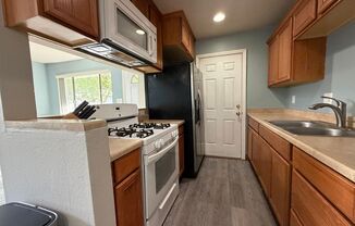 Upstairs 2/1 home in Greenback Estates