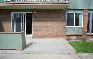 2 Bed Lakewood Condo for Rent Across the Street from Parks