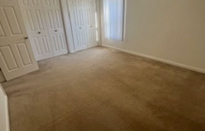 1 bed, 1 bath, 670 sqft, $1,049, Unit 101