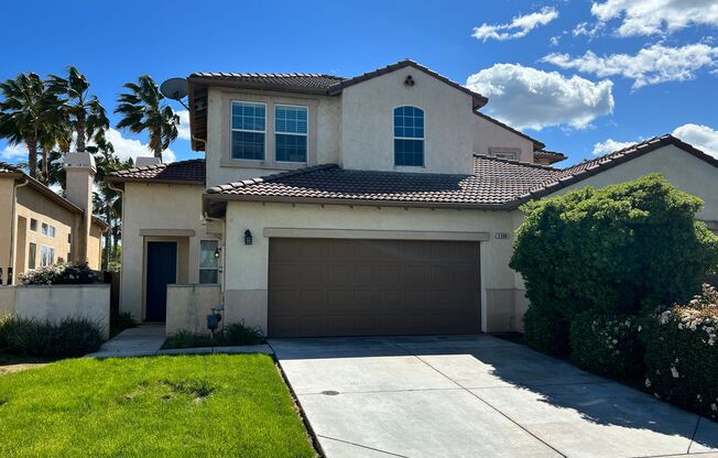 Beautiful 4 Bedroom Home in the Villas Gated Community
