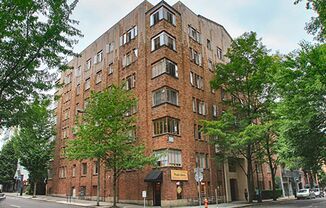 1 bed, 1 bath, 550 sqft, $1,350, Unit 407