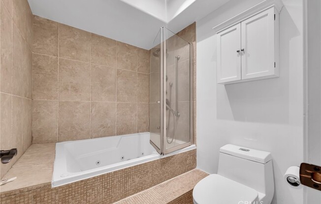 10211 CLEMATIS CT