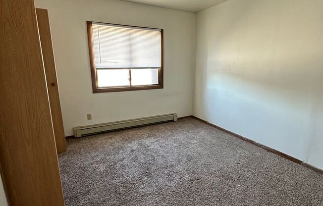 1 bed, 1 bath, $495, Unit #41