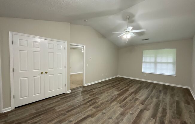 1 bed, 1 bath, 765 sqft, $1,125, Unit 2752-9