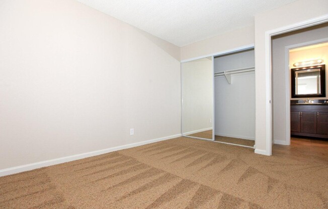 2 beds, 2 baths, $2,145, Unit 13