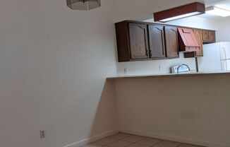 2 beds, 2 baths, $1,400