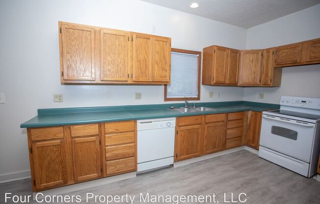 854 N 23rd