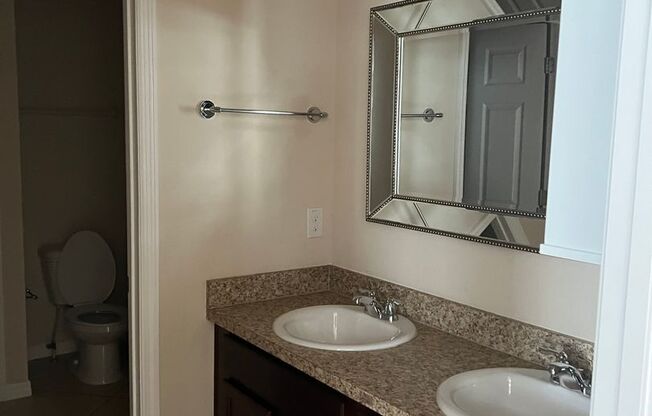 4 beds, 2.5 baths, $2,799