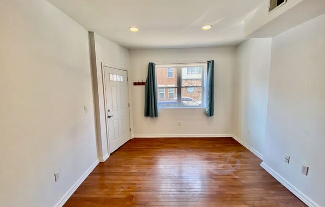 1 bed, 1 bath, $1,600, Unit 1st Floor