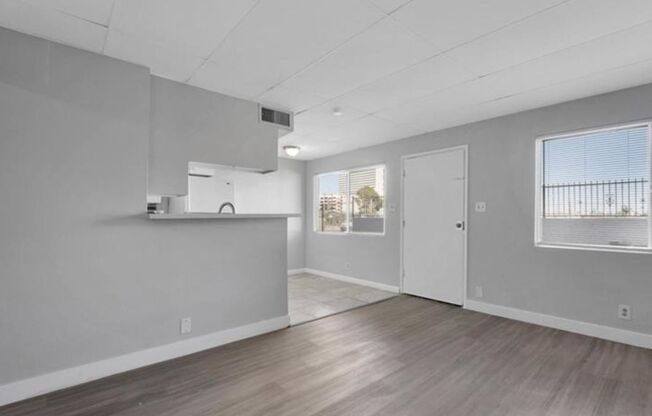 Old Vegas Meets Modern Convenience