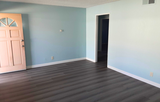 3771 Farquhar Ave., Los Alamitos, CA 90720