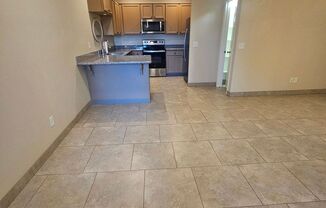 2 beds, 1 bath, $1,450, Unit # 40