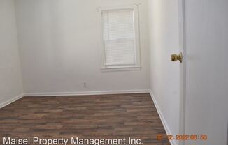 6122 BROMLEY AVENUE - HOUSE