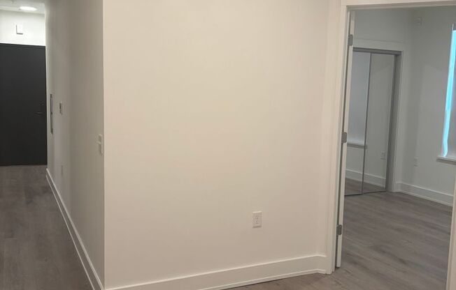 2 beds, 2 baths, 701 sqft, $3,499, Unit 602