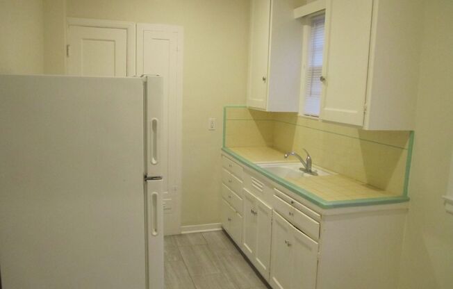 452 S 3rd Street