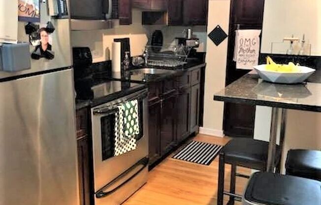 1 bed, 1 bath, 700 sqft, $1,775, Unit 418-0212