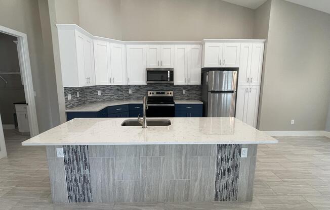 28 WESTROCK LN
