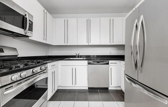 4 beds, 2 baths, $11,995, Unit 2101
