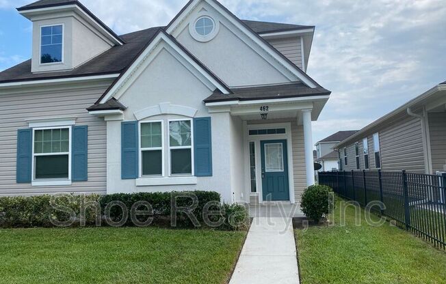 3 beds, 2.5 baths, 1,563 sqft, $1,995